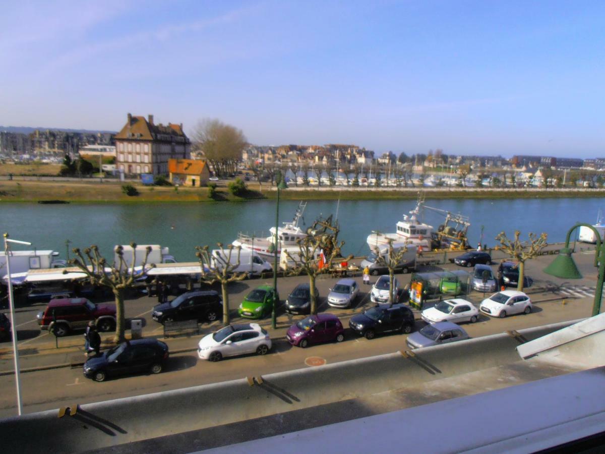 Au 112 Bis Apartment Trouville-sur-Mer Luaran gambar